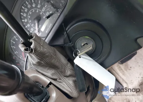 2000 Toyota Sienna Le z USA, uszkodzony, nr VIN 4T3ZF13C7YU288155